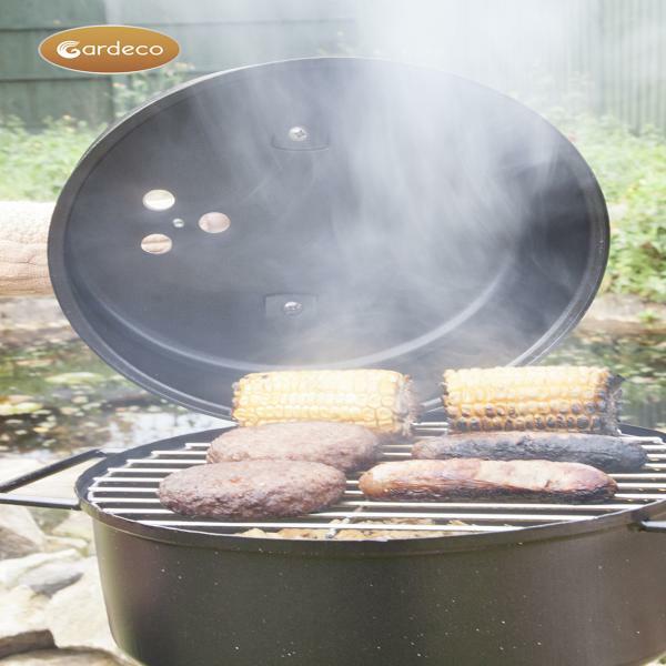 Smoker showingfood being cooked, featuring the Gardeco brand.