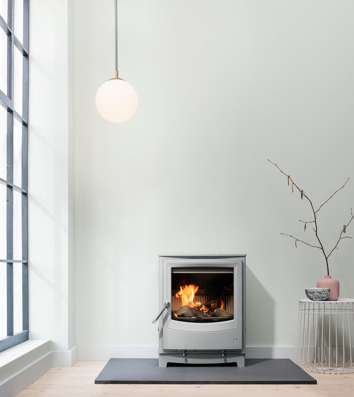 Arada Farringdon Small Eco Ecodesign Ready Multifuel Stove – 4.9kW