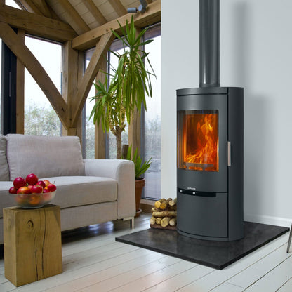 Opus Melody D in sitt
ing room with wooden floor