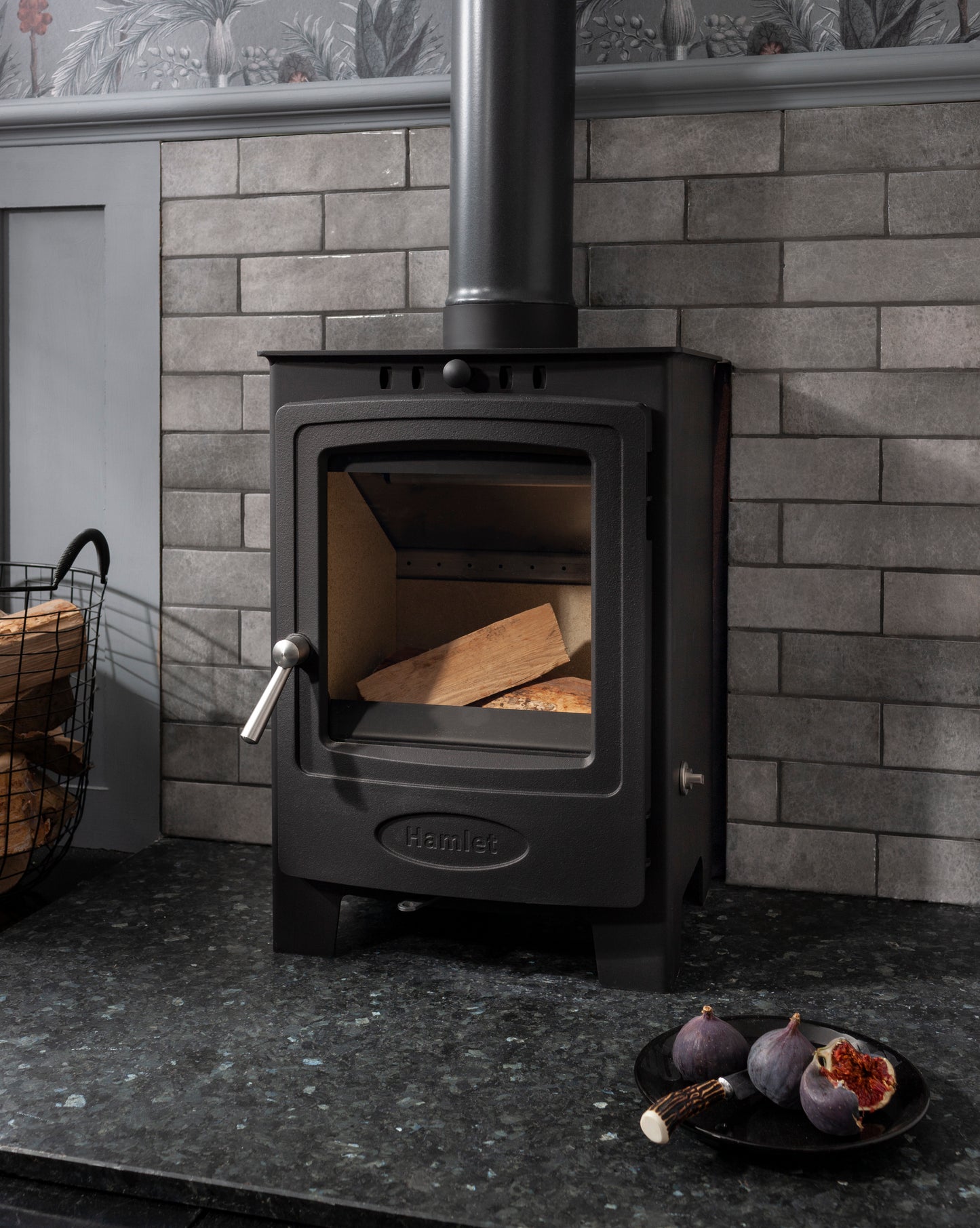 Hamlet Solution 5 Compact Ecodesign Ready Multifuel Stove (S4) – 4.8kW