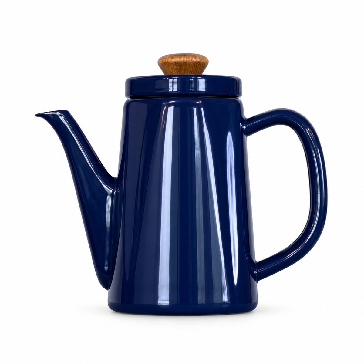 Noda Horo Enamel Anbi Stovetop Kettle in Navy