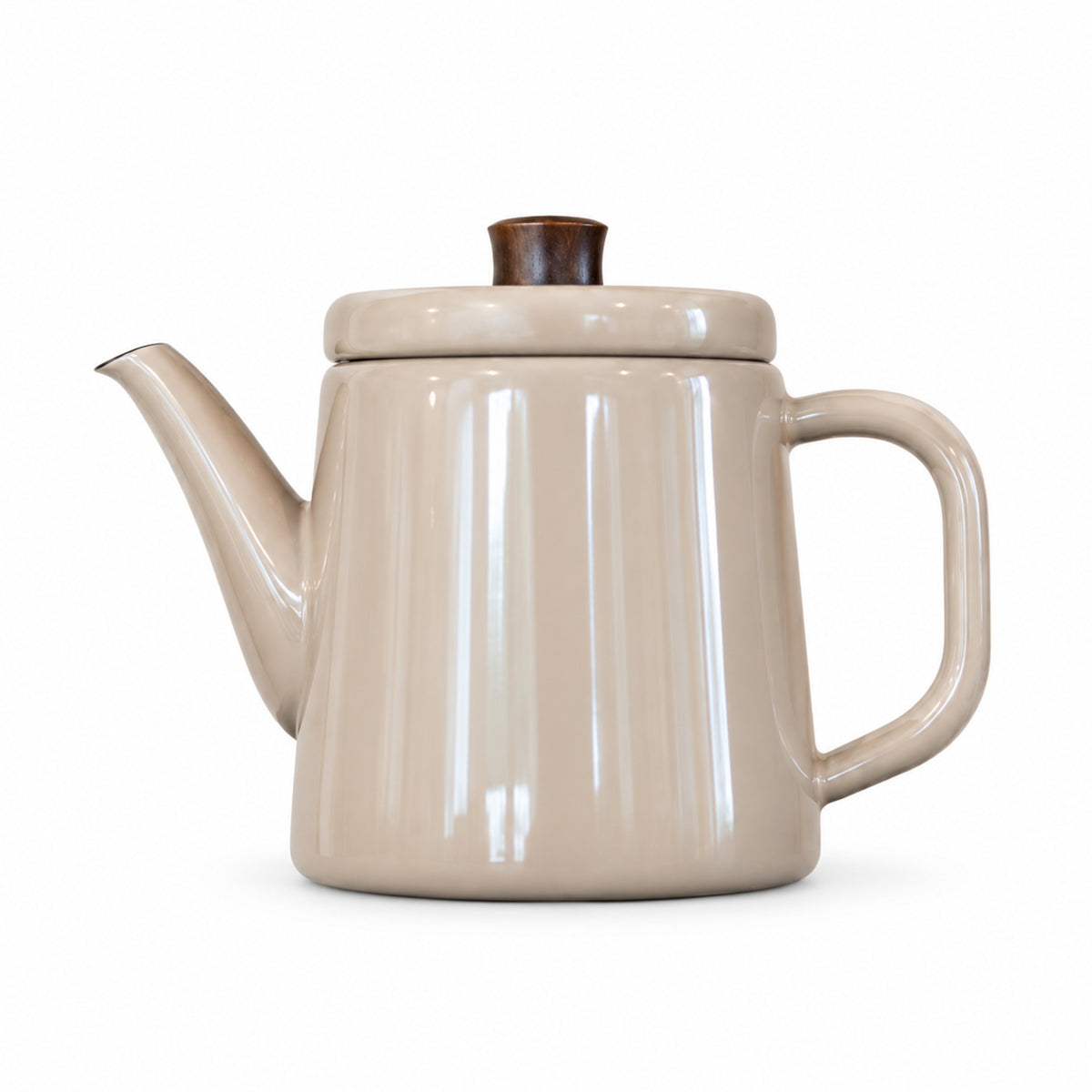 Noda Horo Enamel Potoru Stovetop Kettle in Beige