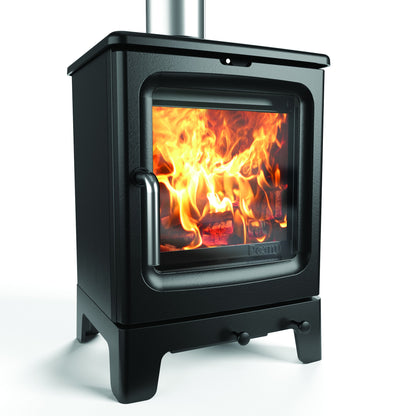 Peanut 3 4.7kW Wood-Burning Stove – isolated stove view