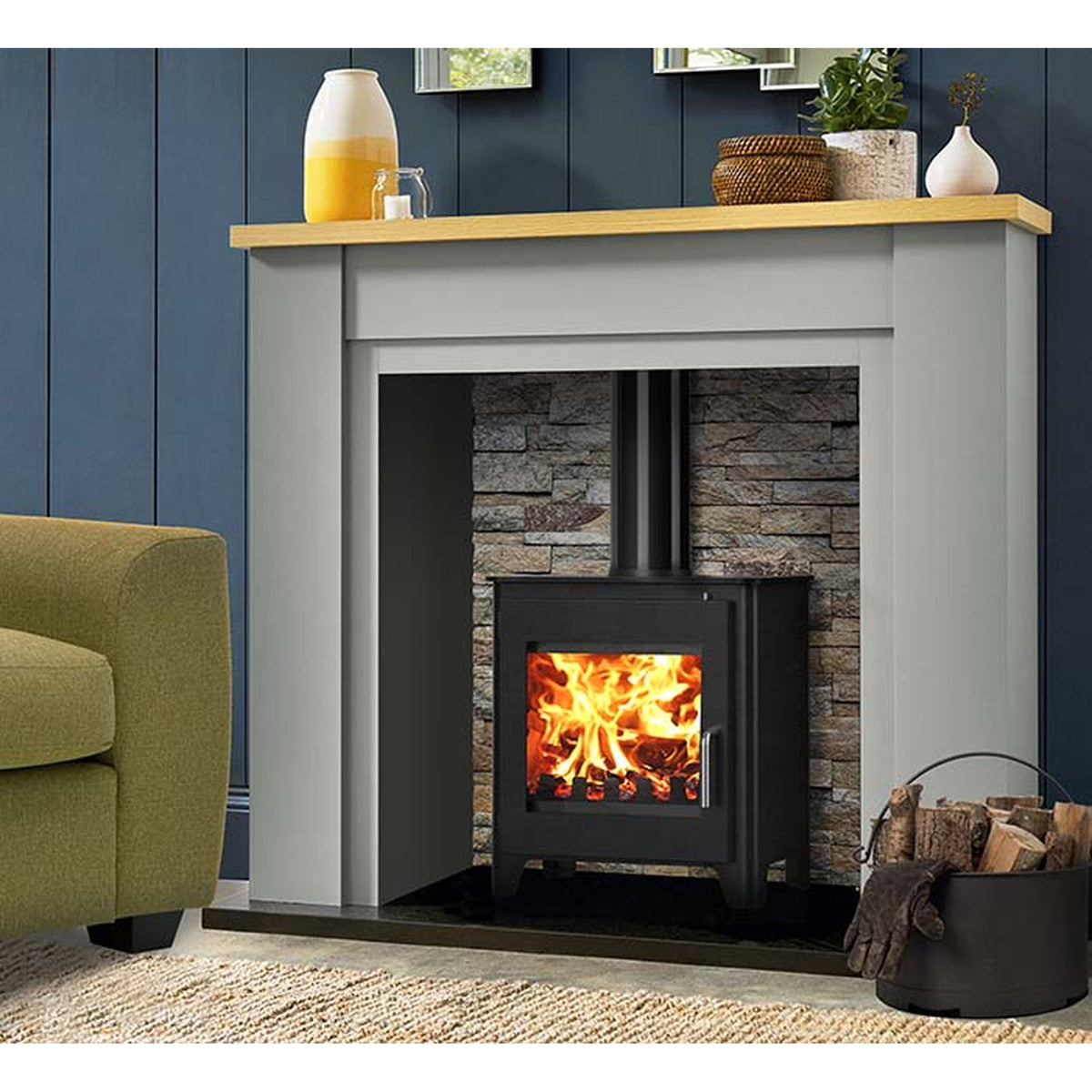 Saltfire ST1 Vision 5kW Wood-Burning Stove – manufacturer image 3