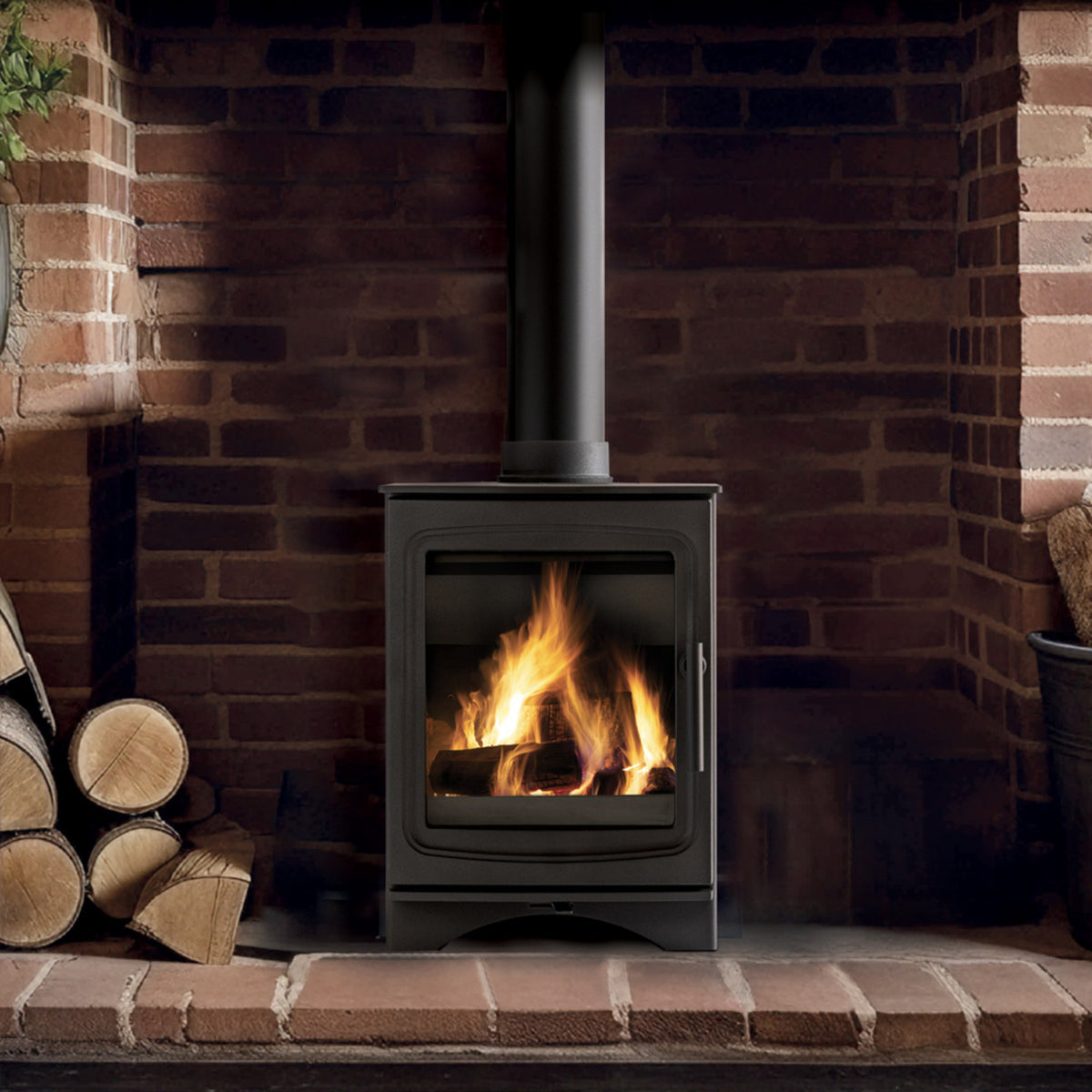 Stove Buddy Buddy 5 Wood alternative installation view